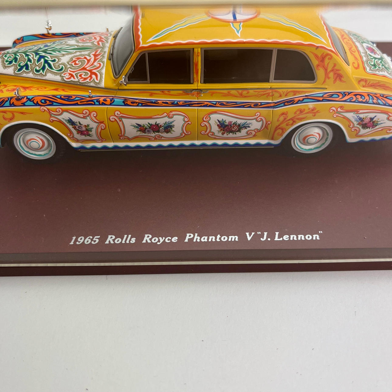 MODEL CAR, 1965 Rolls Royce Phantom V Mulliner Park Ward “J