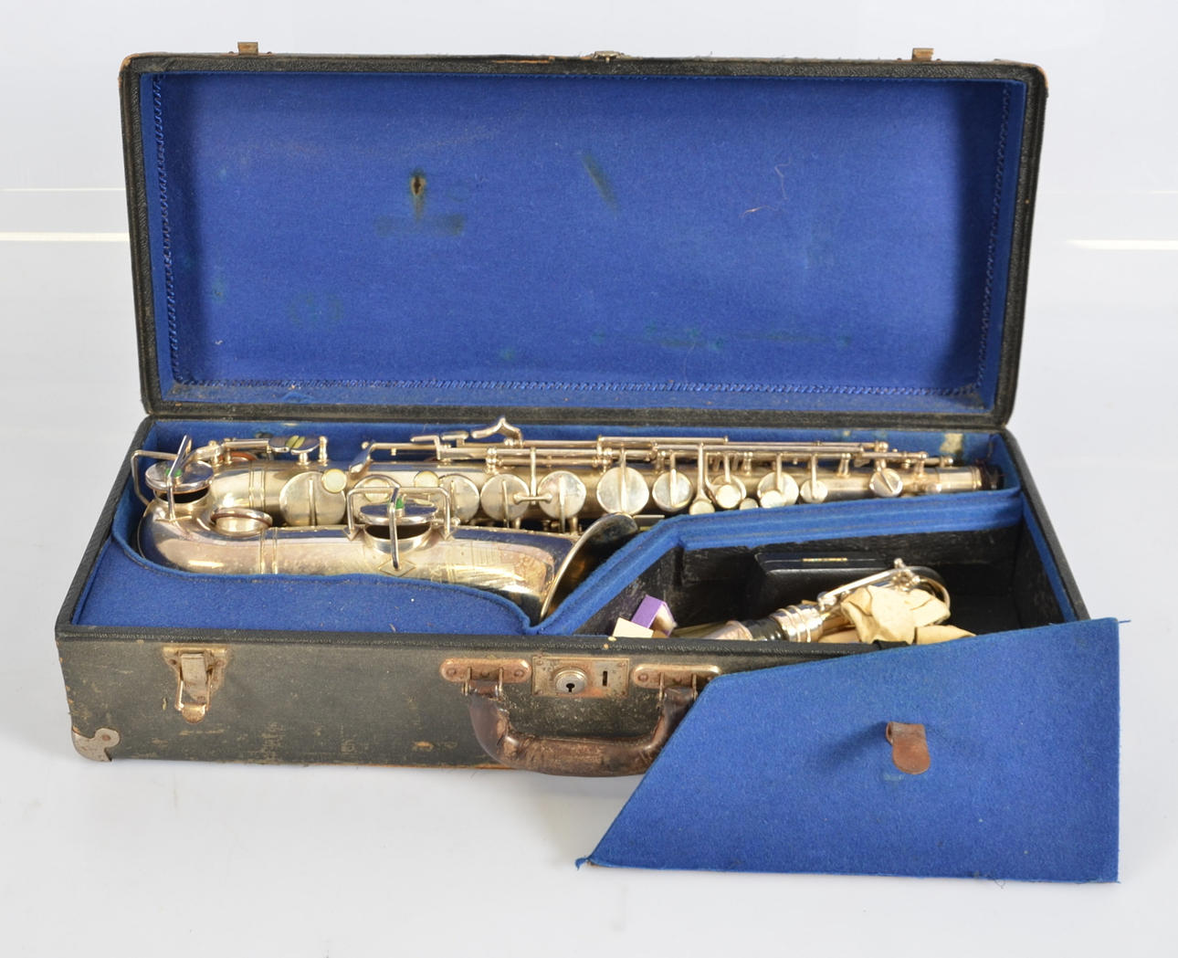 SAXOFON, V. Kohlerts Söhne Graslitz.