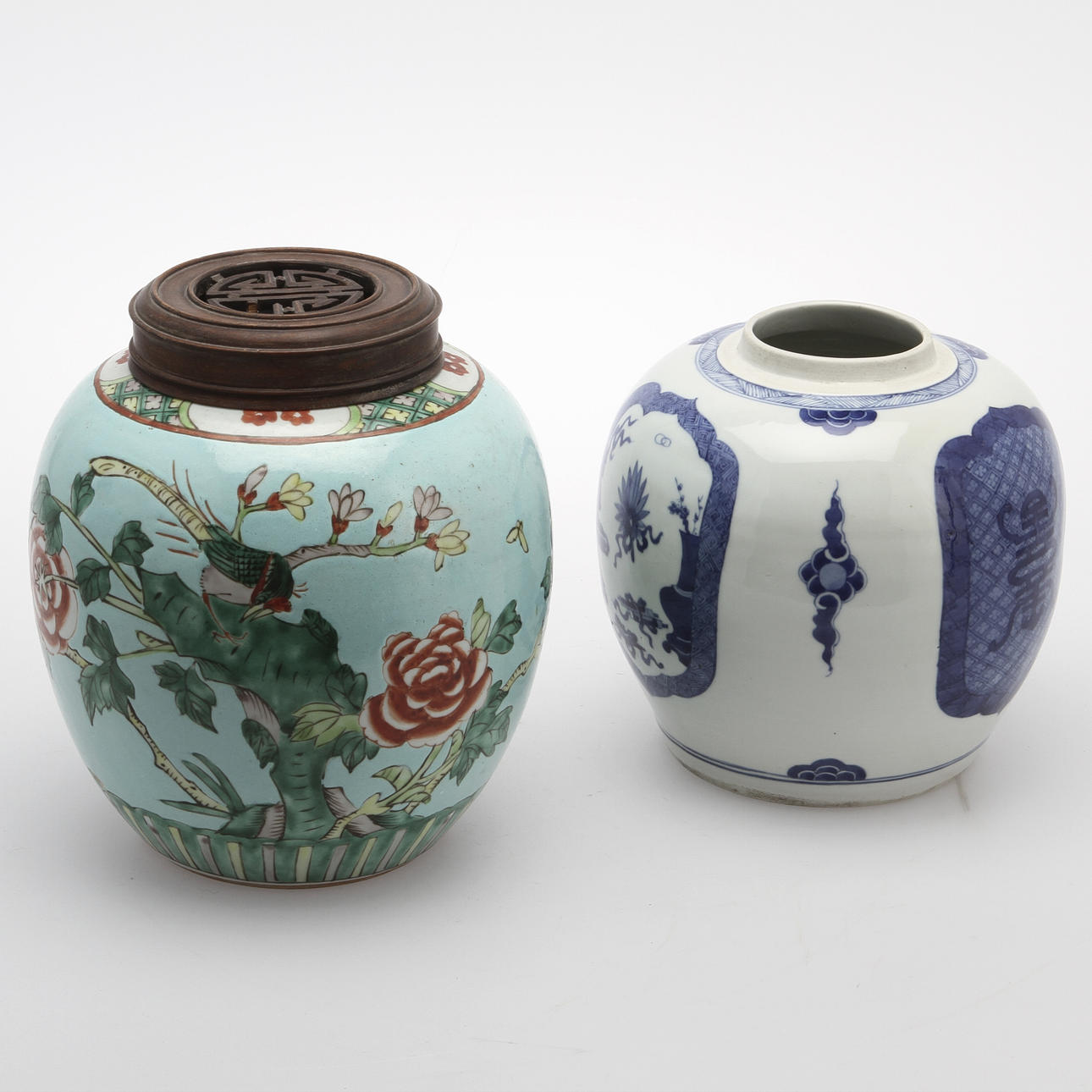 BOJANER, 2 st, porslin, Kina, 1900-tal.