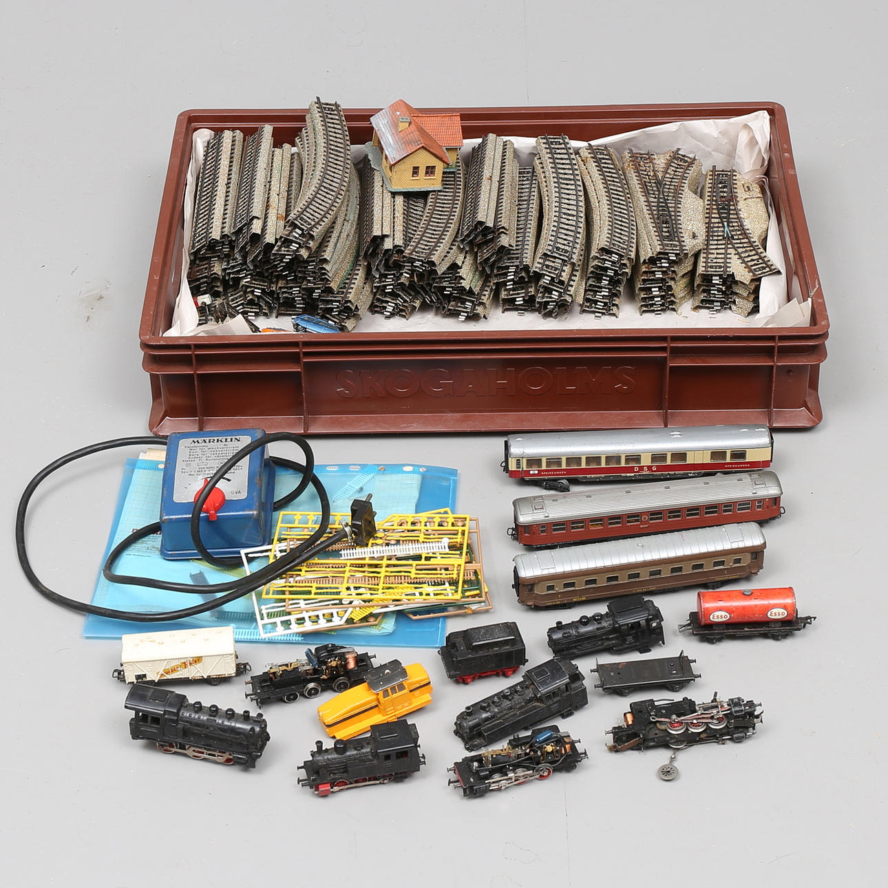 MÄRKLIN, lok, vagnar, räls m.m, Västtyskland.