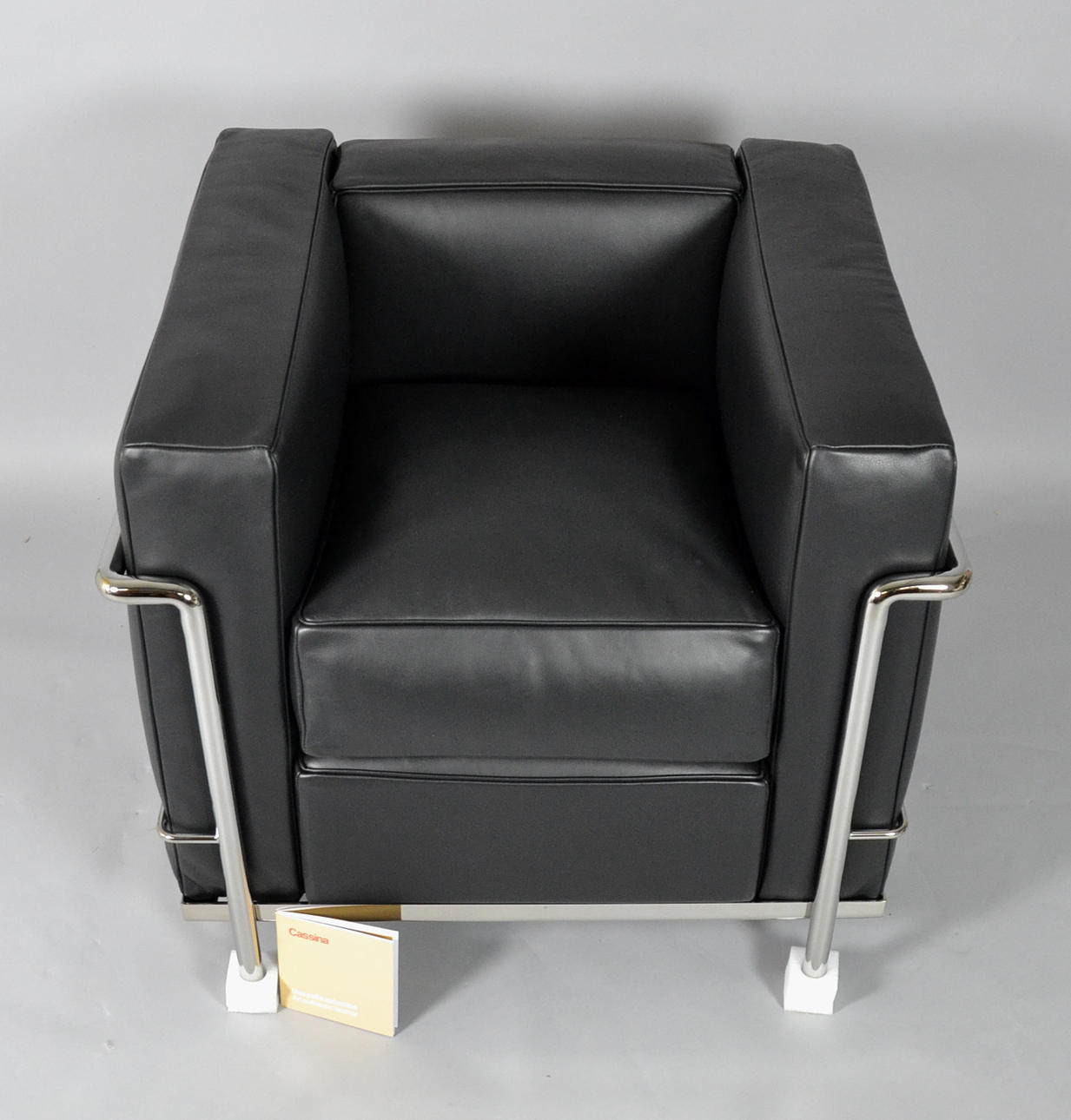 LE CORBUSIER, JEANNERET, PERRIAND. LC2 FÅTÖLJ.