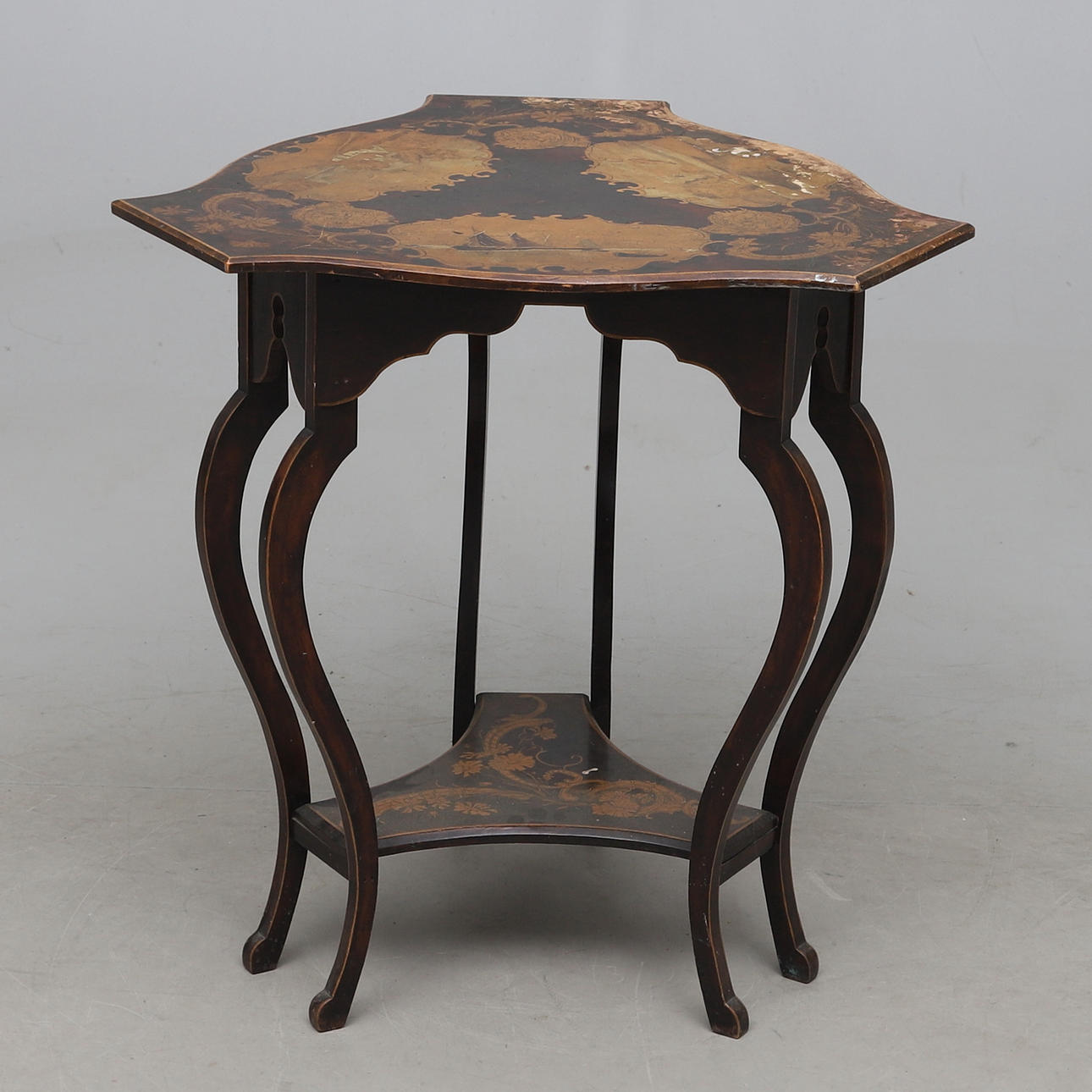 TABLE, circa 1900. Furniture - Tables - Auctionet