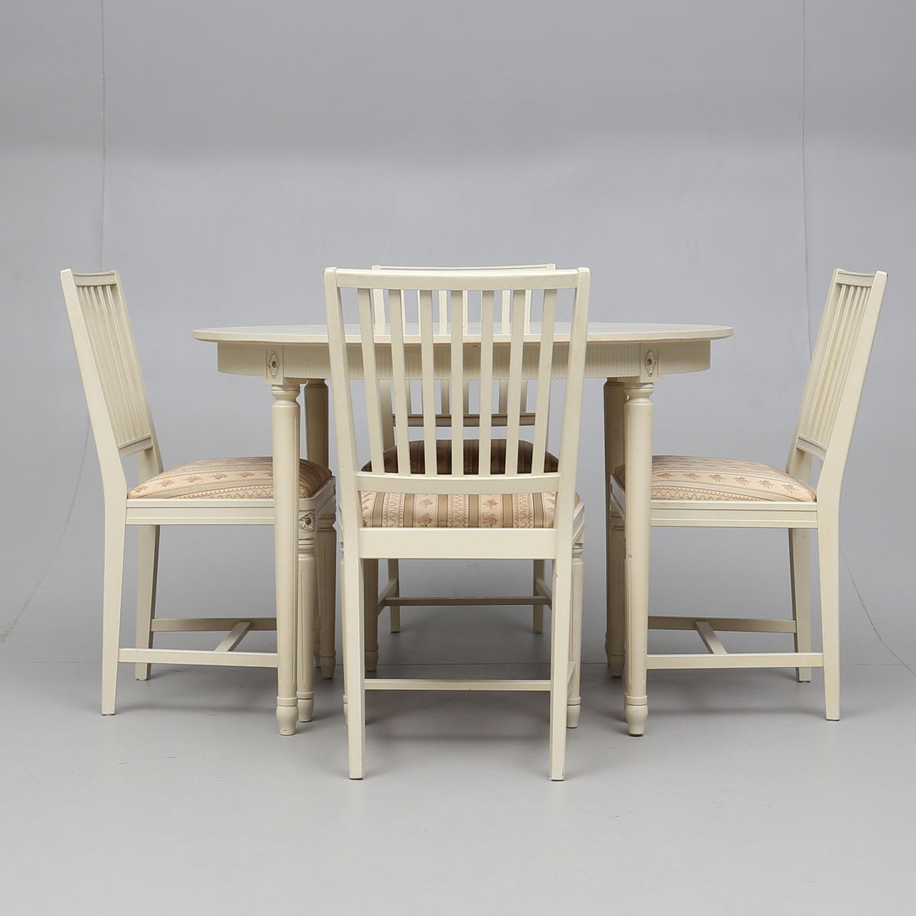 MATGRUPP, 5 delar, gustaviansk stil, 1900-talets andra hälft.