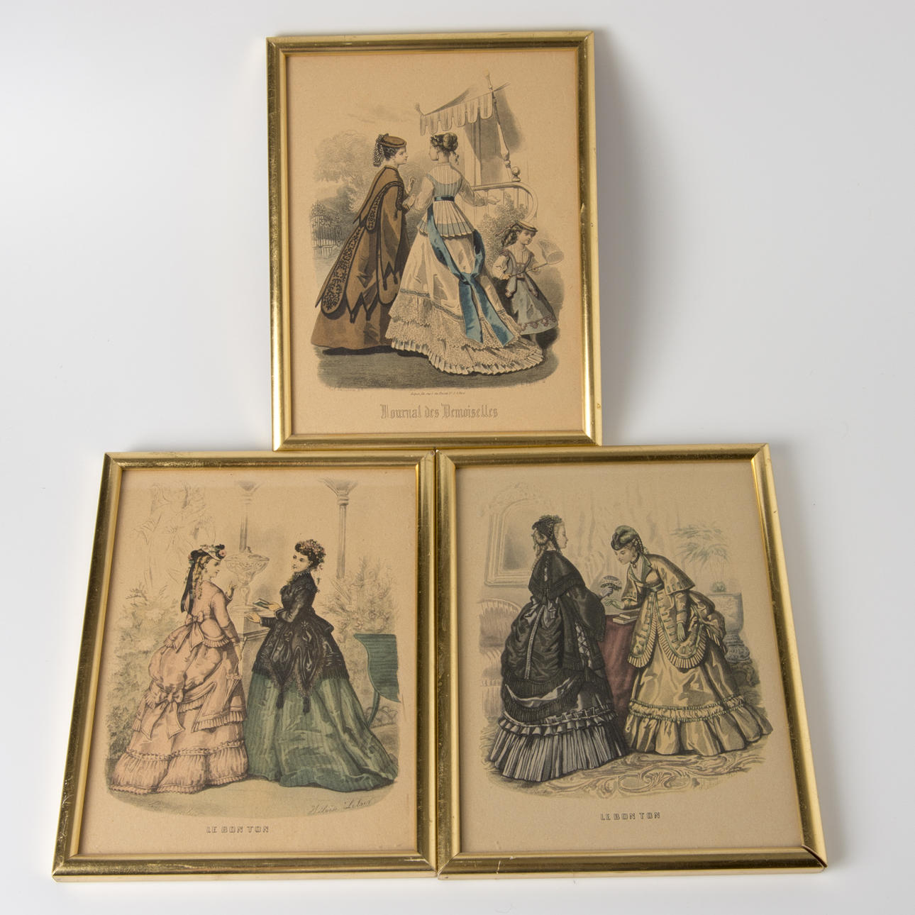 MODEBILDER, 3 stycken, tryck.