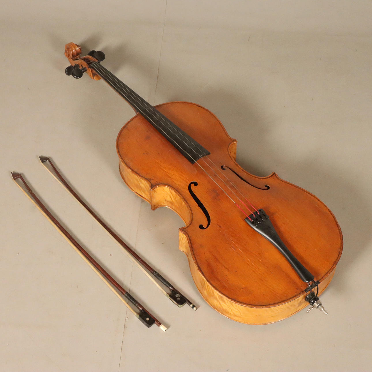 VIOLONCHELO y CUERDAS.