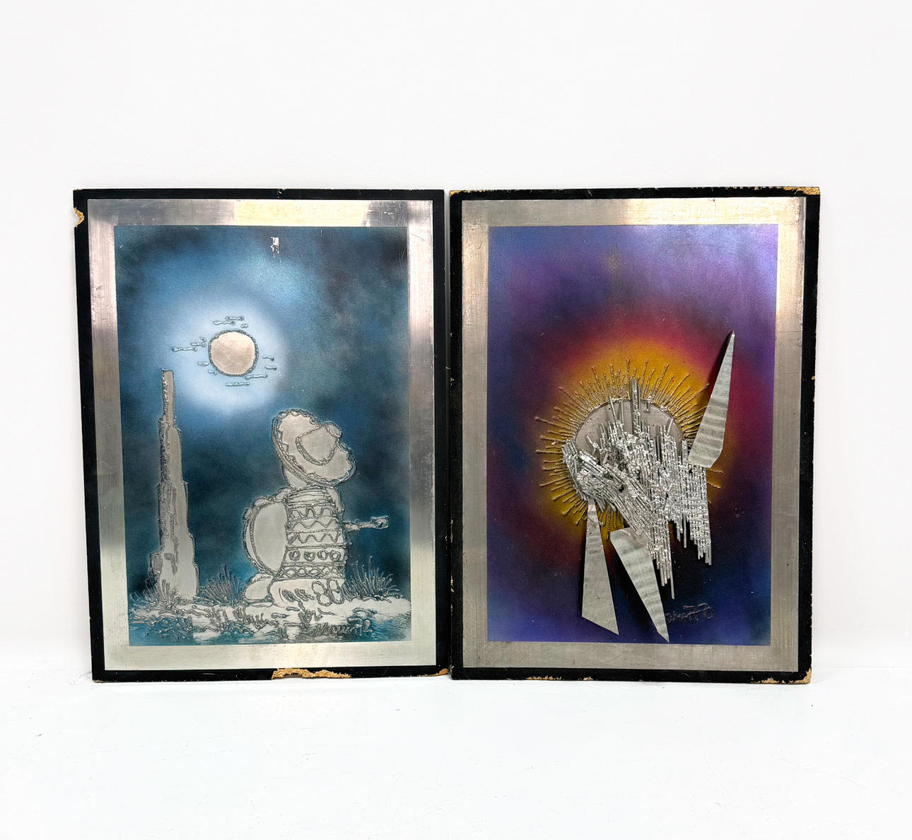 PAINTINGS 2pcs - Unknown artist, signed and dated 72/73.