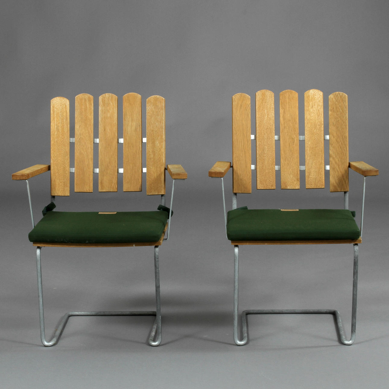 TRÄDGÅRDSSTOLAR, ett par, Grythyttan.