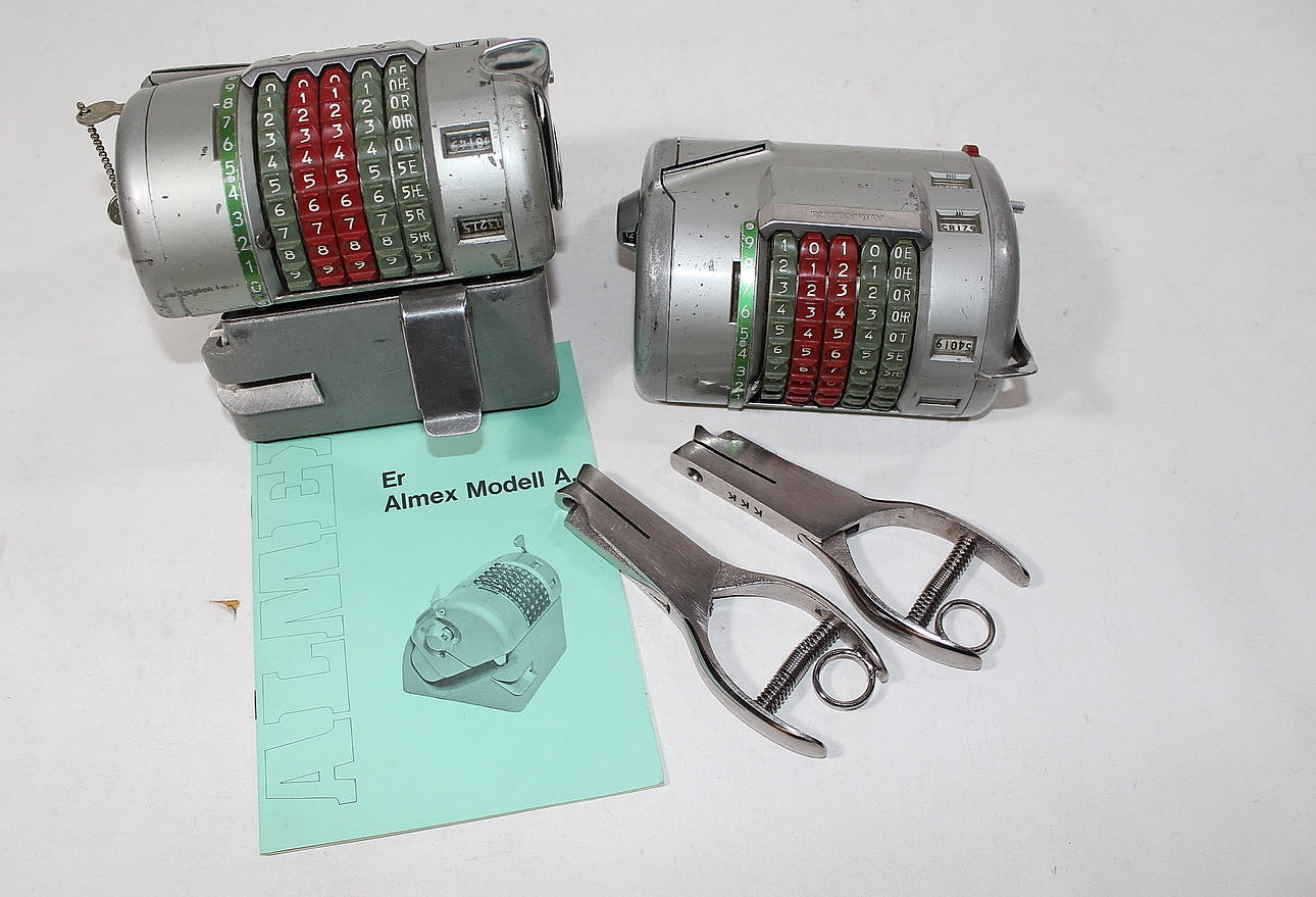 BILJETTMASKINER, 2 st, 1960-70 tal, Almex.