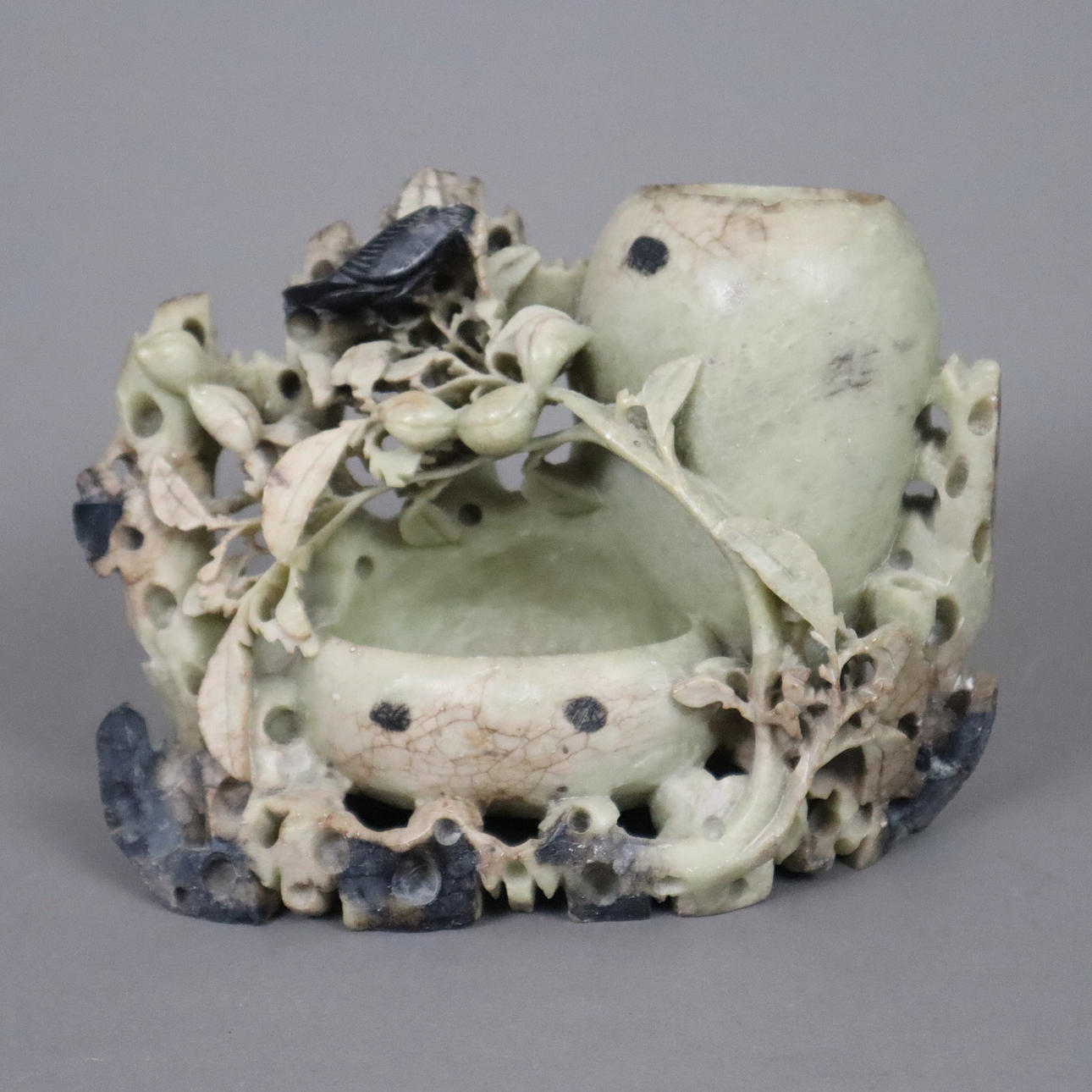 BRUSH HOLDER WITH BRUSH WASHER, CHINA AFTER 1900.