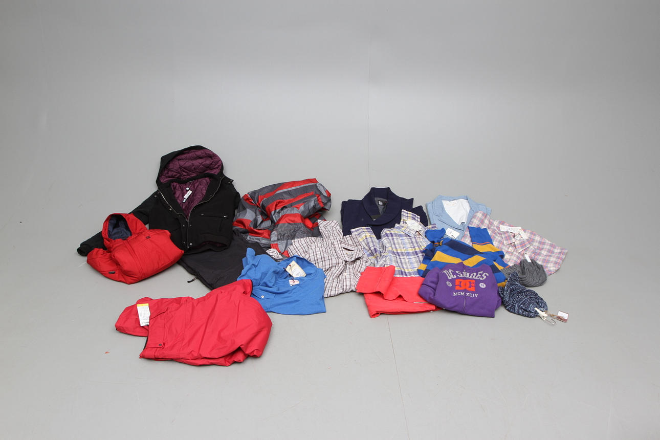 NYA KLÄDER, 16 del, storlek XL (herr), M (dam), konkursen efter first aid.