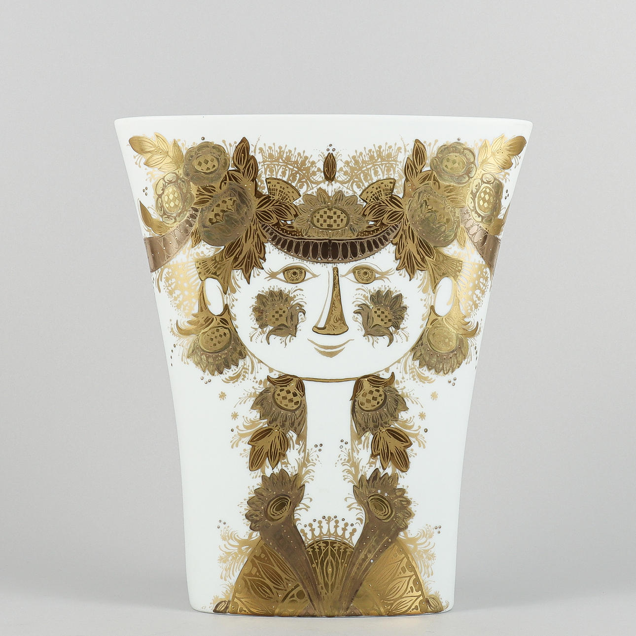 BJÖRN WIINBLAD. Rosenthal Studio-Line vase.