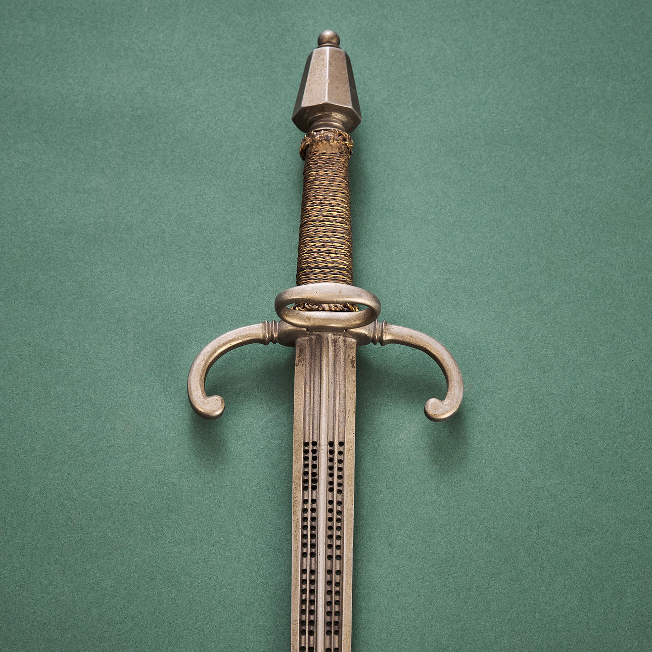 Dagger, German 16th-century left-hand dagger, down-curved parer bars ...