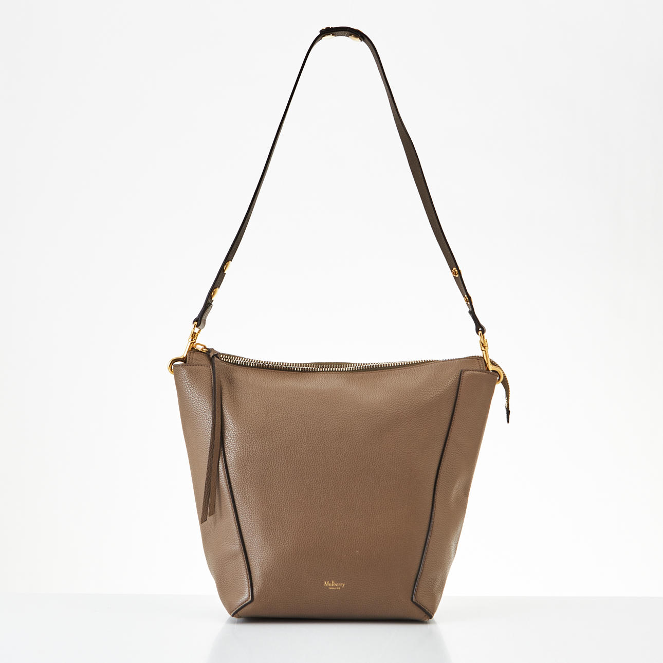 MULBERRY, “Camden Hobo”, bag.