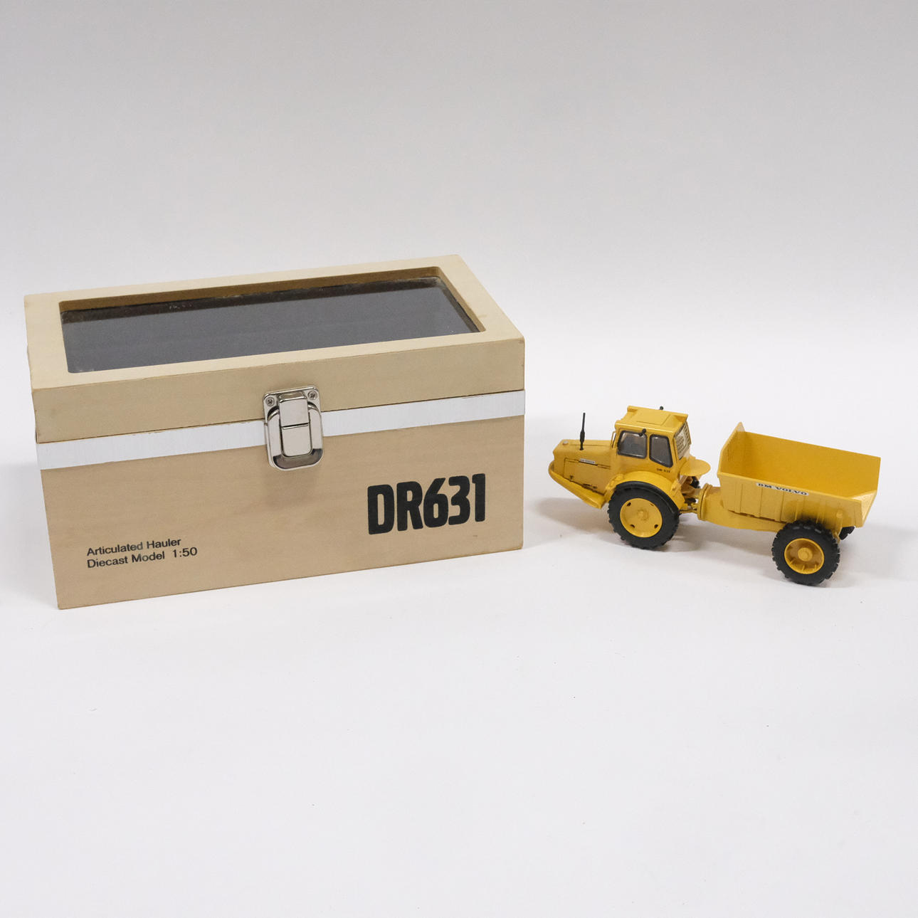 MODEL CARS, 7 WORK VEHICLES, VOLVO, COLLECTORS EDITION, SCALE 1:50