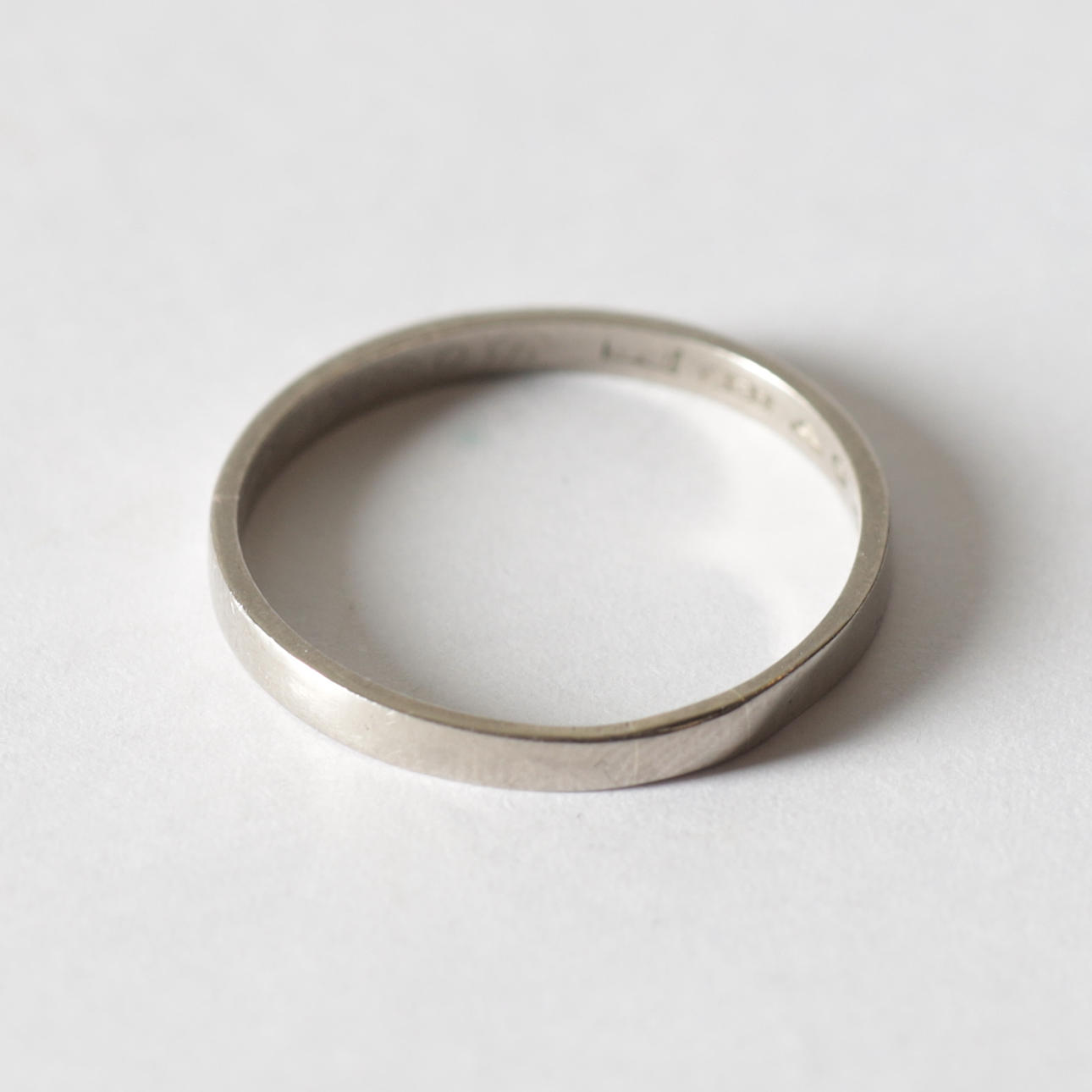 A RING, 18K white gold. Total weight about 2 grams.