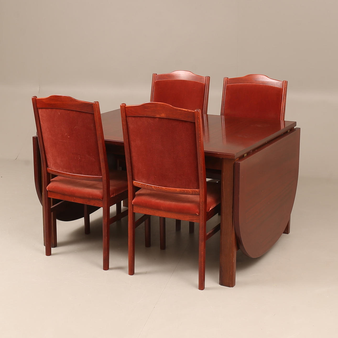 MATSALSMÖBLER, 5 delar, Ulferts.