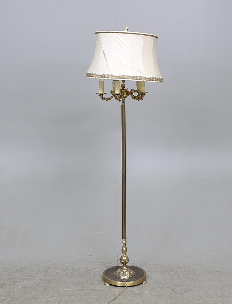 GOLVLAMPA, mässing, AB Armaturhantverk, Göteborg.