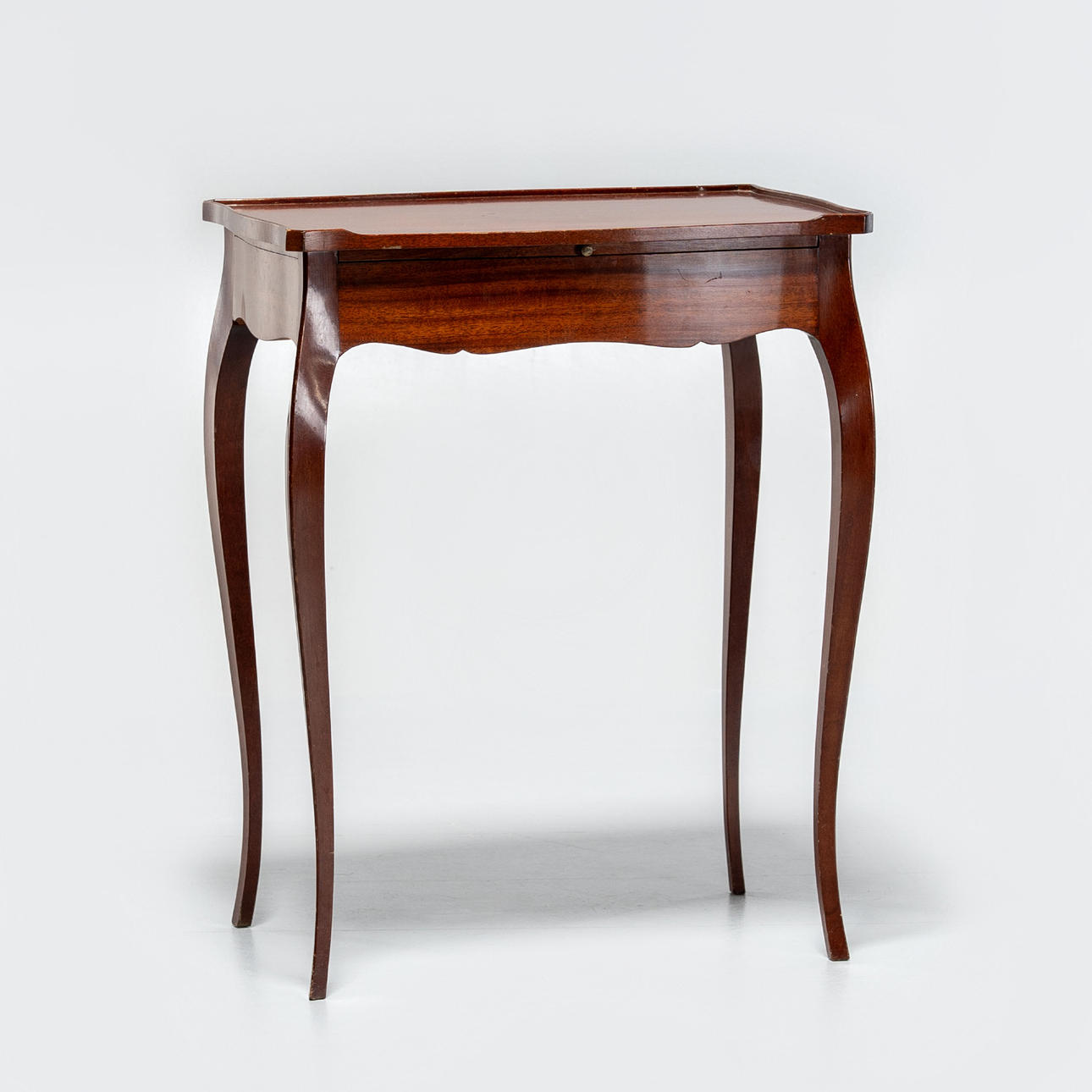 SIDE TABLE in mahogany, Rococo style.