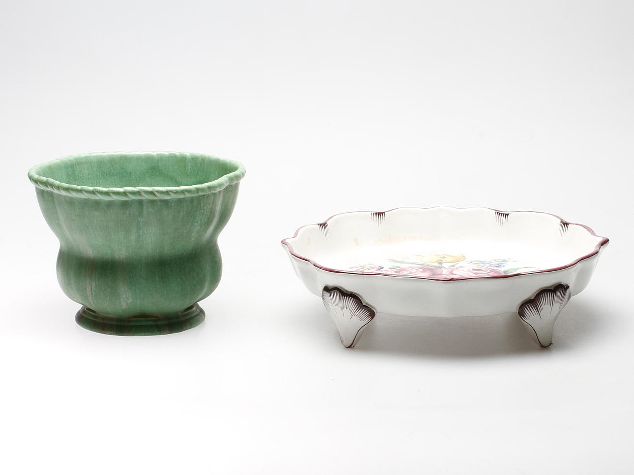 YTTERFODER, keramik samt FAT, flintgods. Gefle samt Rörstrand, 1900-talets första hälft.