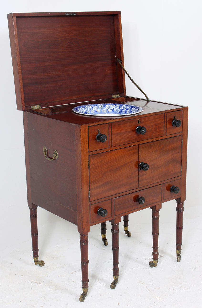 TVÄTTSKÅP, England, 1800-talets mitt.