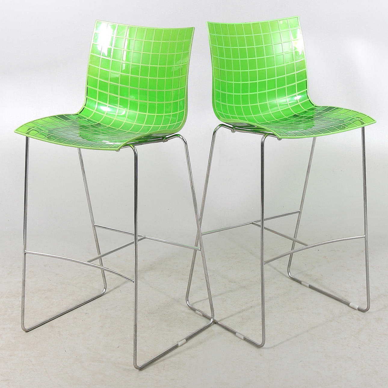 MARCO MARAN. Barstolar, 2 st, krom och polykarbonat, "X3", Knoll Studio, 2005.