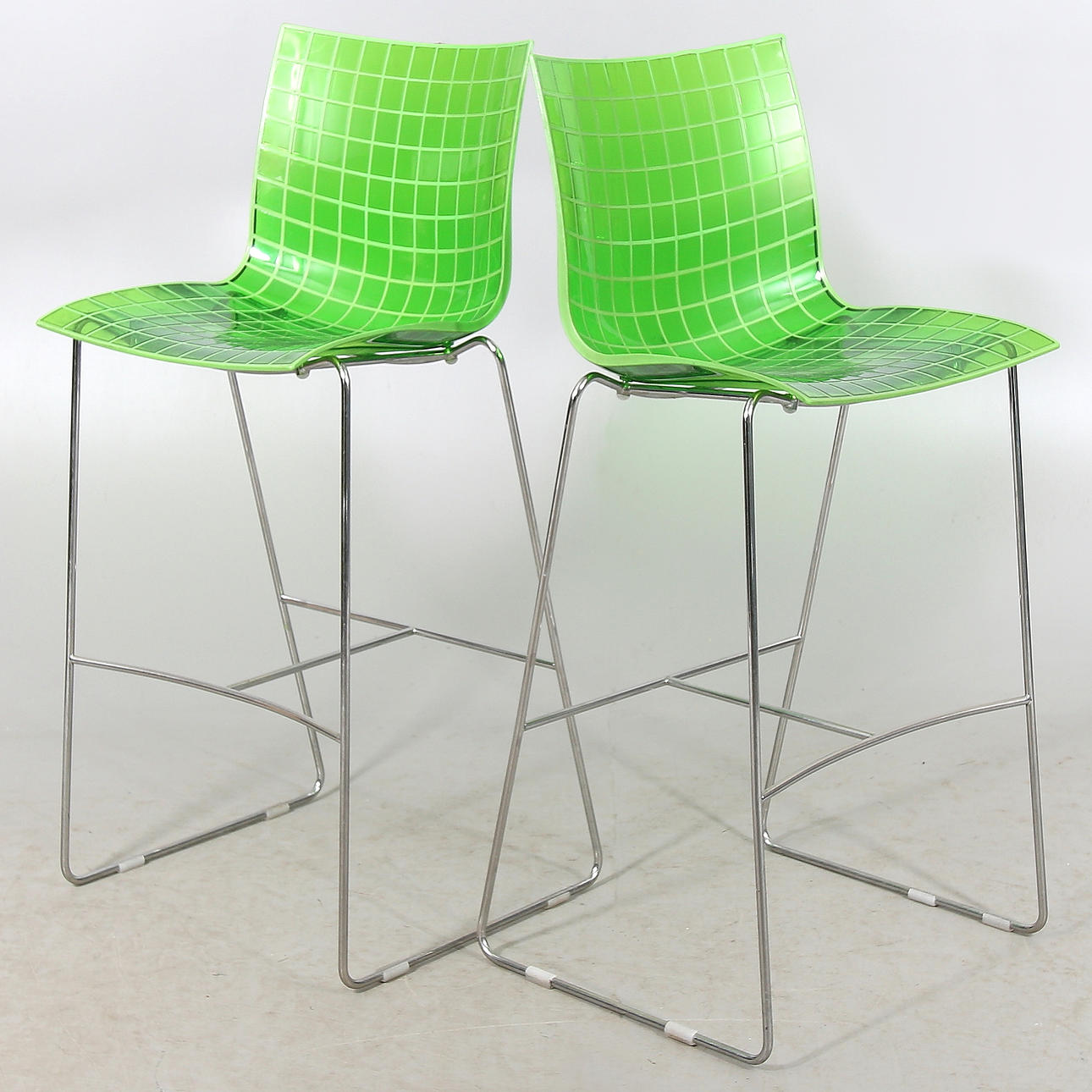 MARCO MARAN. Barstolar, 2 st, krom och polykarbonat, "X3", Knoll Studio, 2005.
