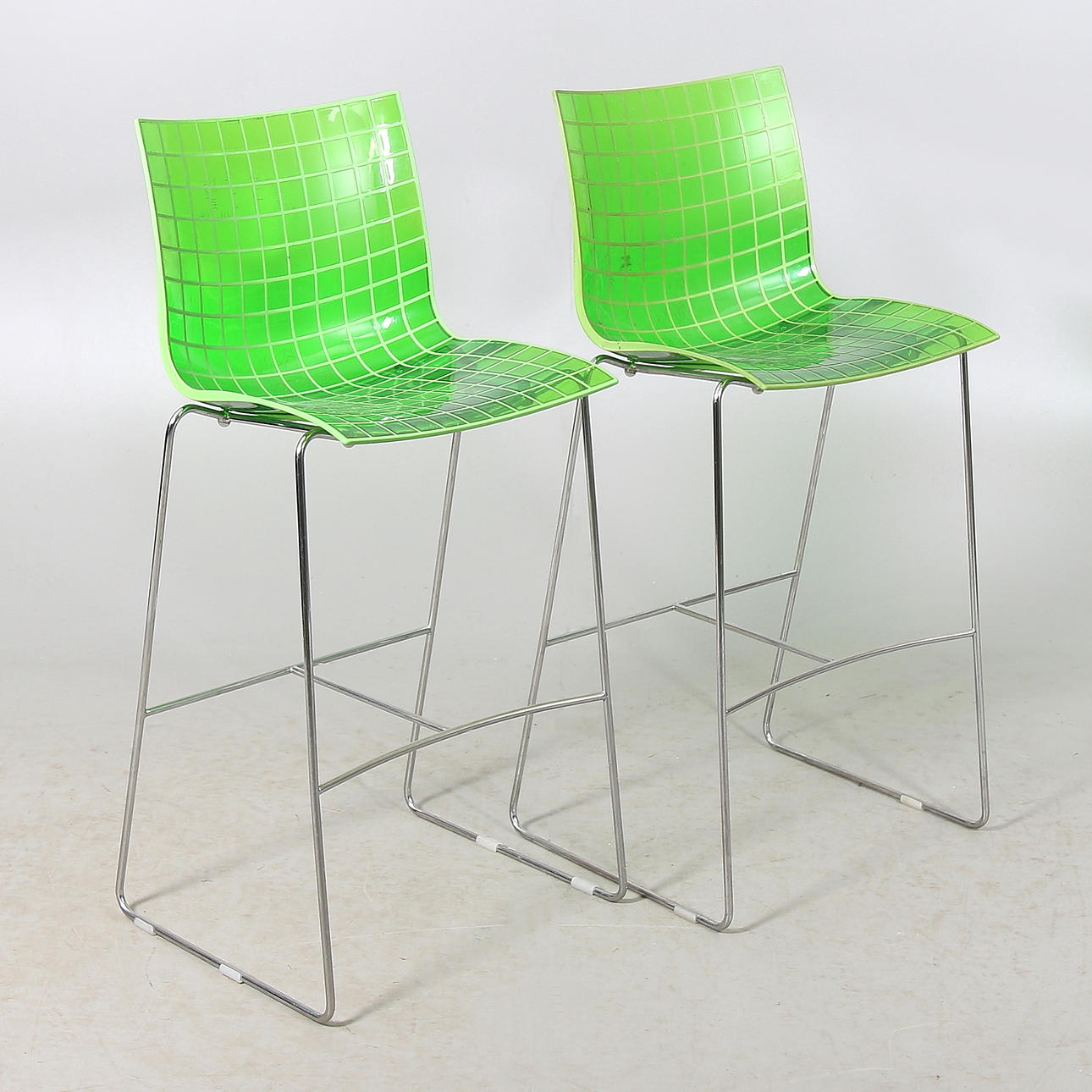 MARCO MARAN. Barstolar, 2 st, krom och polykarbonat, "X3", Knoll Studio, 2005.