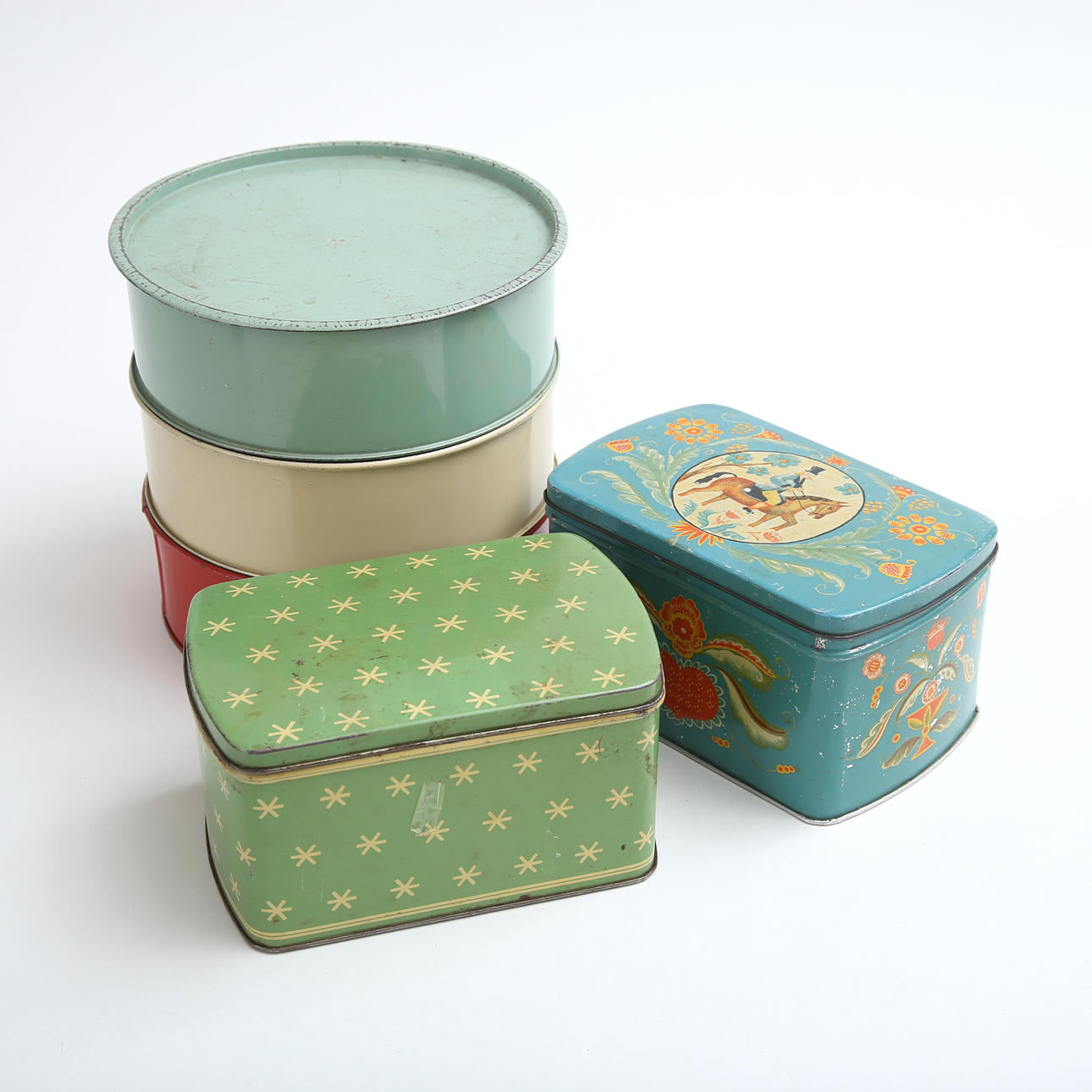 TIN CANS and a cookie jar, 20th century.