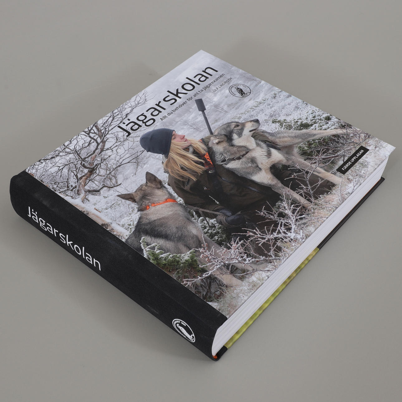 JÄGARSKOLAN, bok, 2025.