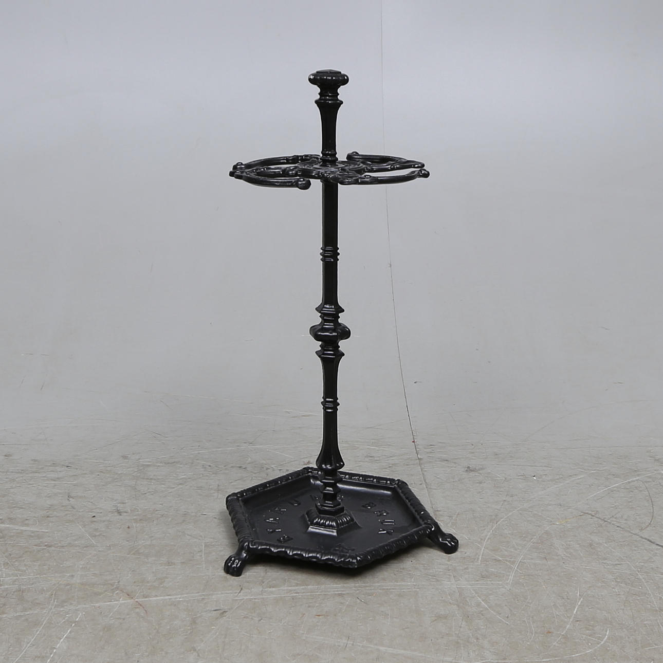 PARAPLYSTÄLL, Byarums Bruk 19/2000-tal.