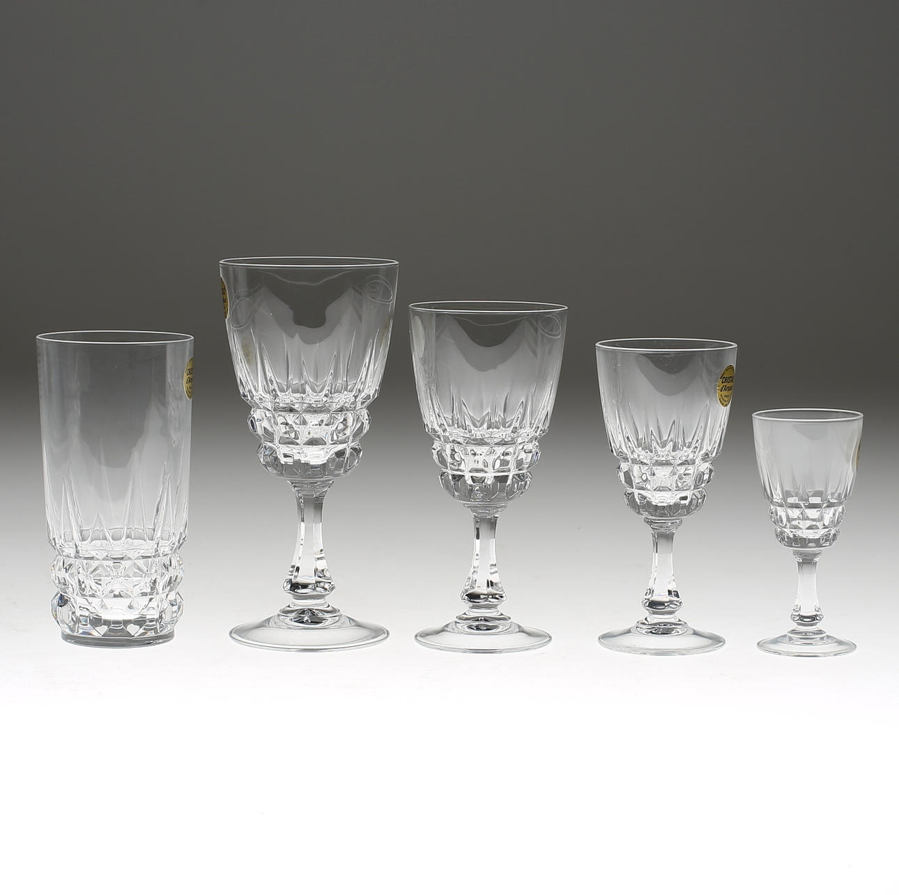 GLASSERVIS, 30 delar, "Pompadour", Cristal d'Arques, Frankrike.