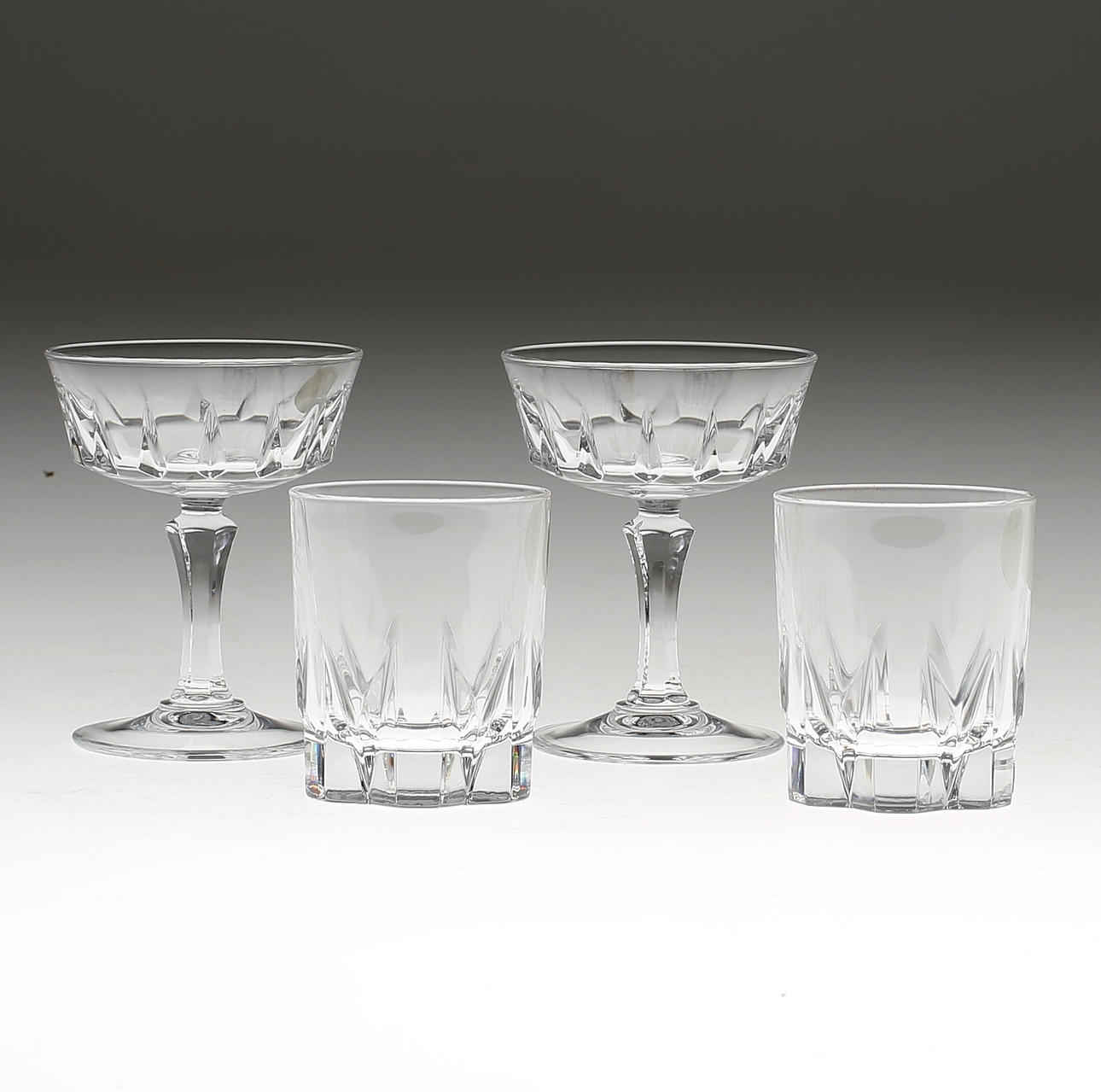 GLASSERVISDELAR, 24 delar, Cristal d'Arques, Frankrike.