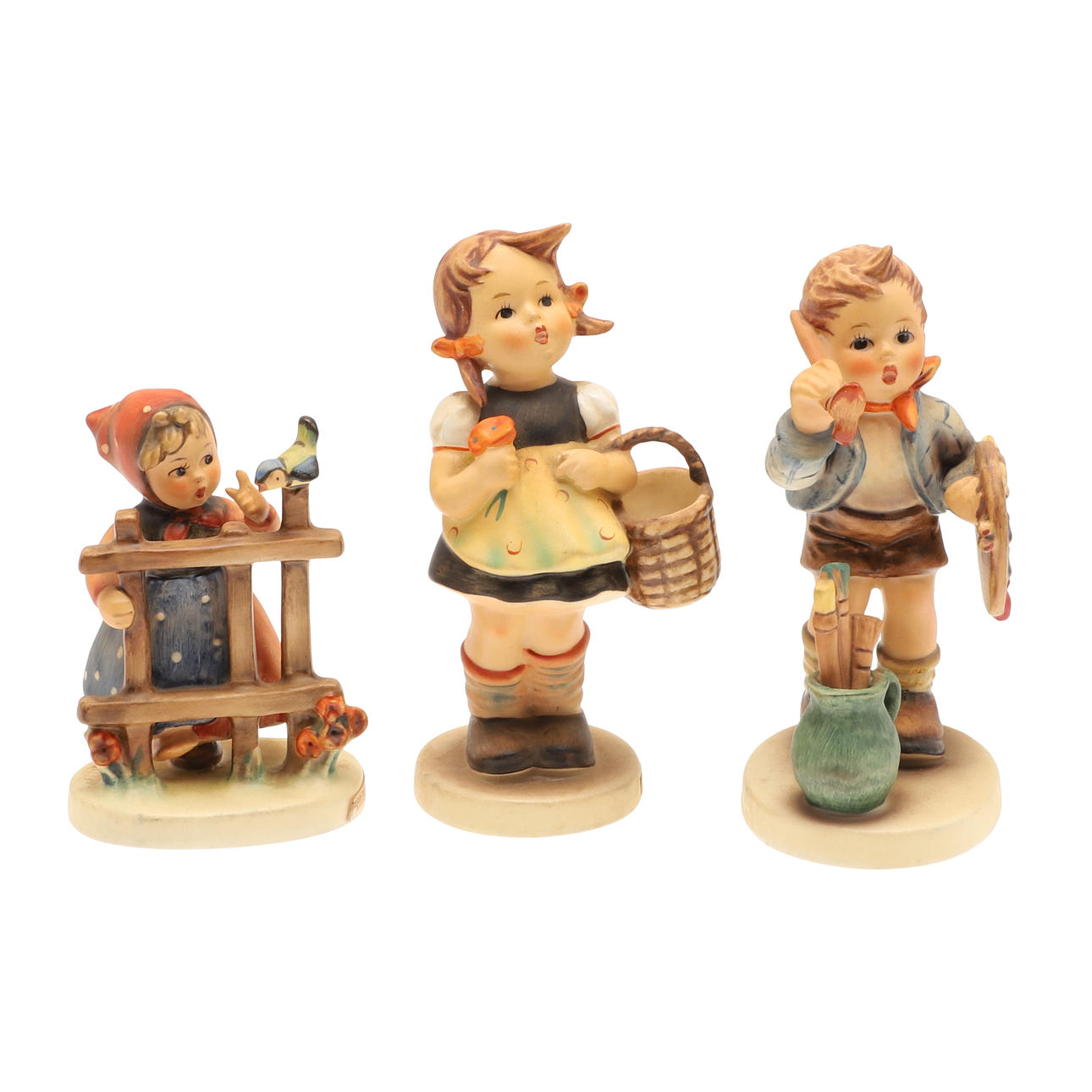 *** TRE HUMMELFIGURER.