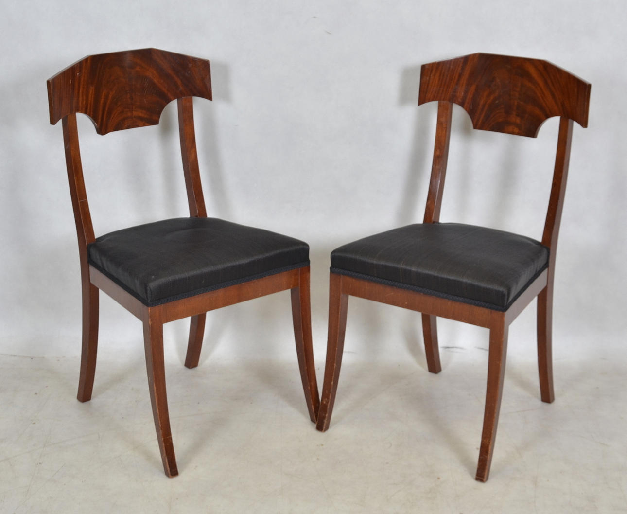 SALONGSSTOLAR, mahogny, 1-par. Empir.