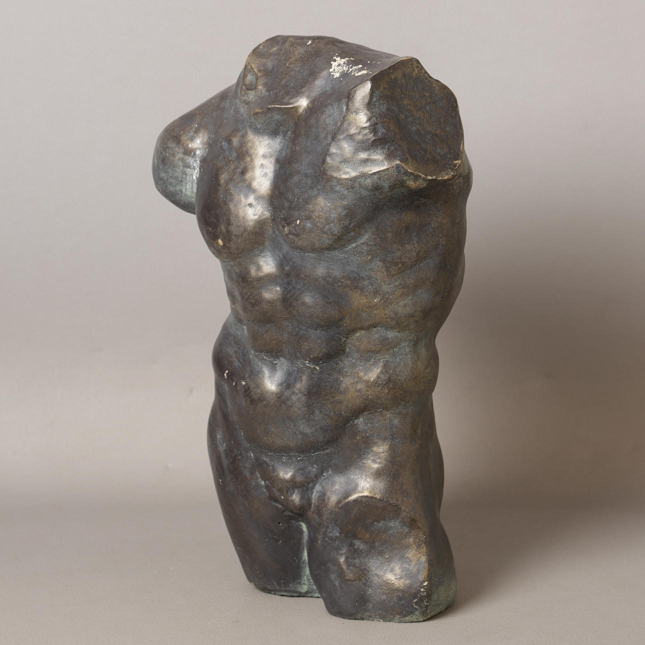 A HEAVY BRONZED TORSO OF A MAN. Art - Sculptures & Bronzes - Auctionet