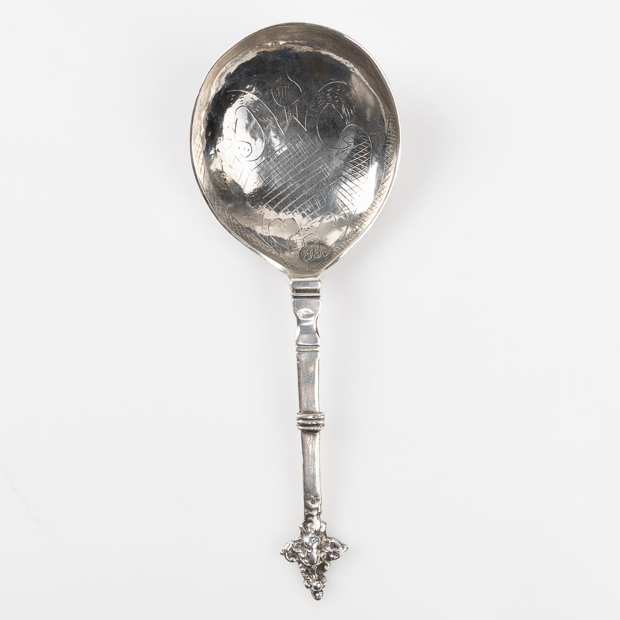 SKED MED KERUBKNOPP, 1700-tal, silver. Silver & Metall - Silver - Auctionet