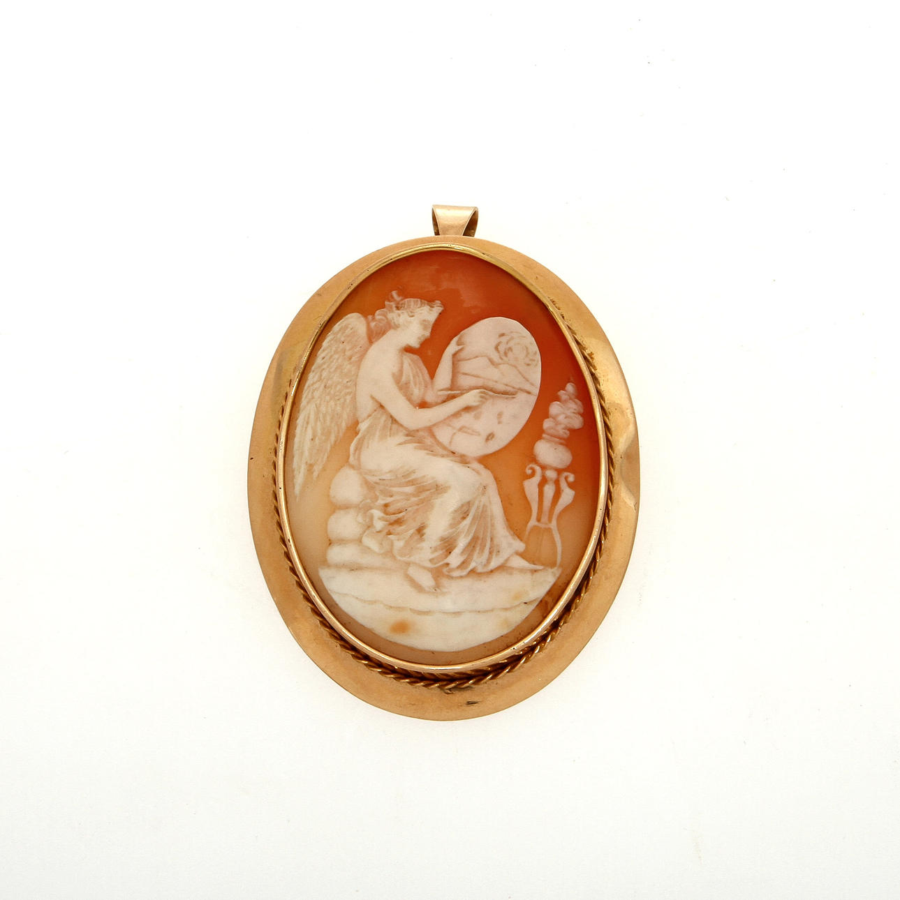 HÄNGE/BROSCH, 18k guld med snäckskalscamé. Vikt 18,2 g.