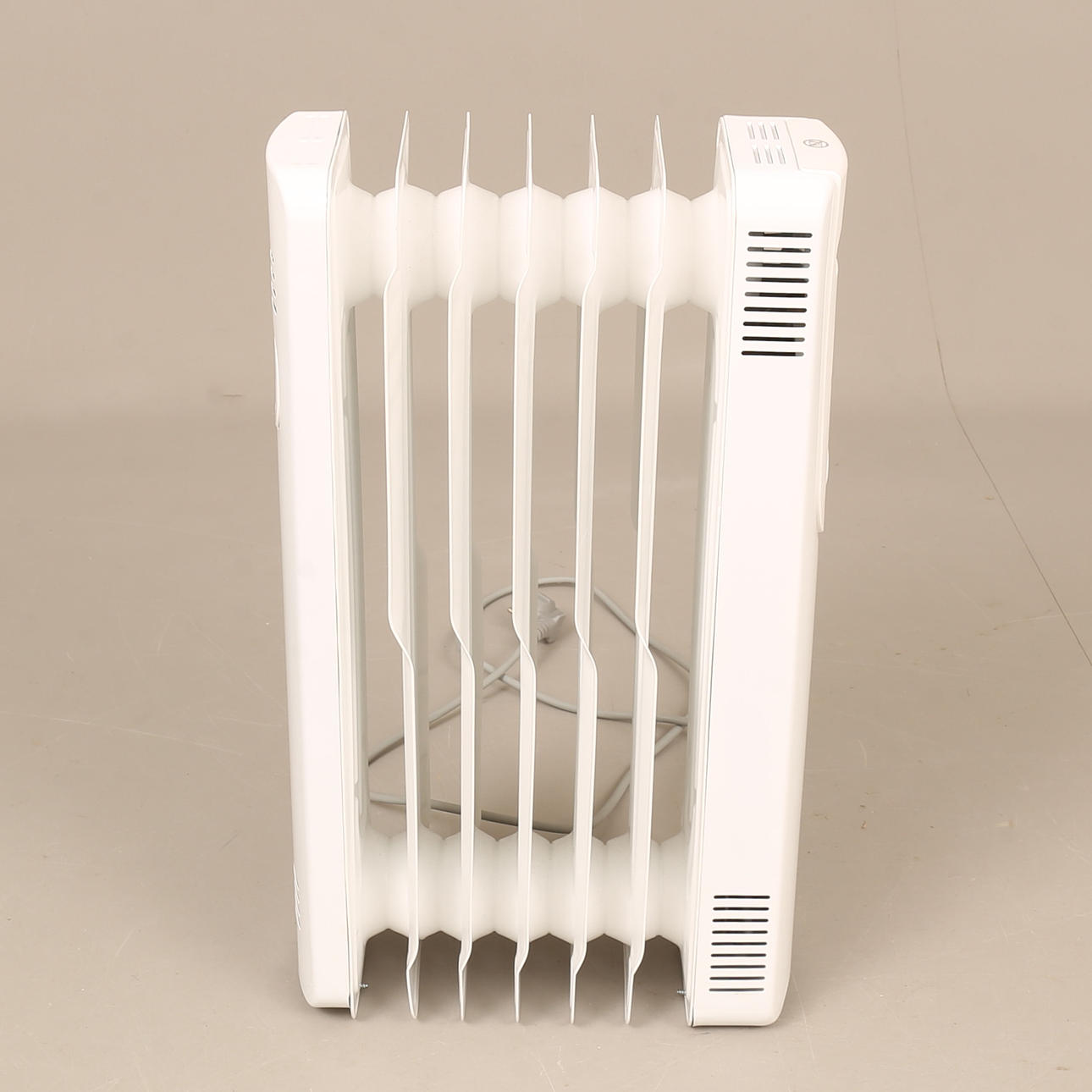 ELEMENT, Adax 1500W. Miscellaneous - Modern consumer electronics ...