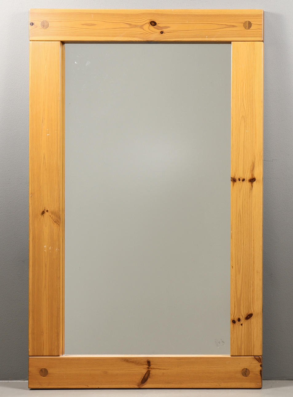 A 1970s-century pine mirror.