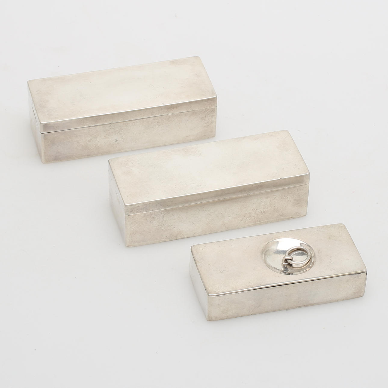 LOCKASKAR, 3 st, silver, Georg Henrik Åkerberg, Växjö, 1835, 1840 vikt 325 gram.