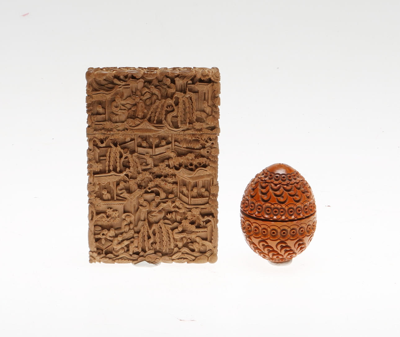 ETUI samt DOSA, snidat trä, Kina, 18/1900-tal.