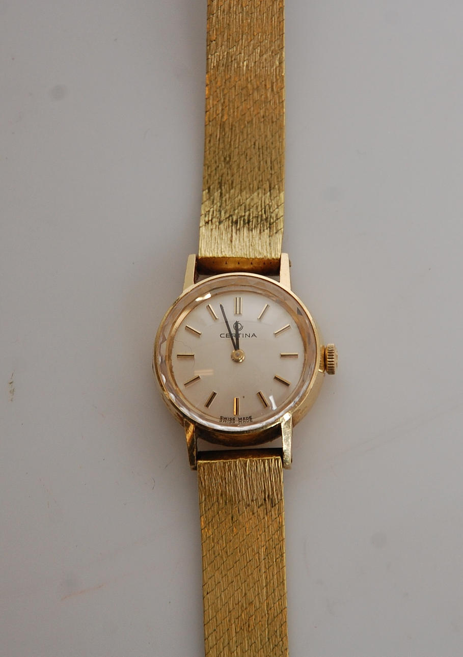 DAMARMBANDSUR, Certina, 18 K guld.