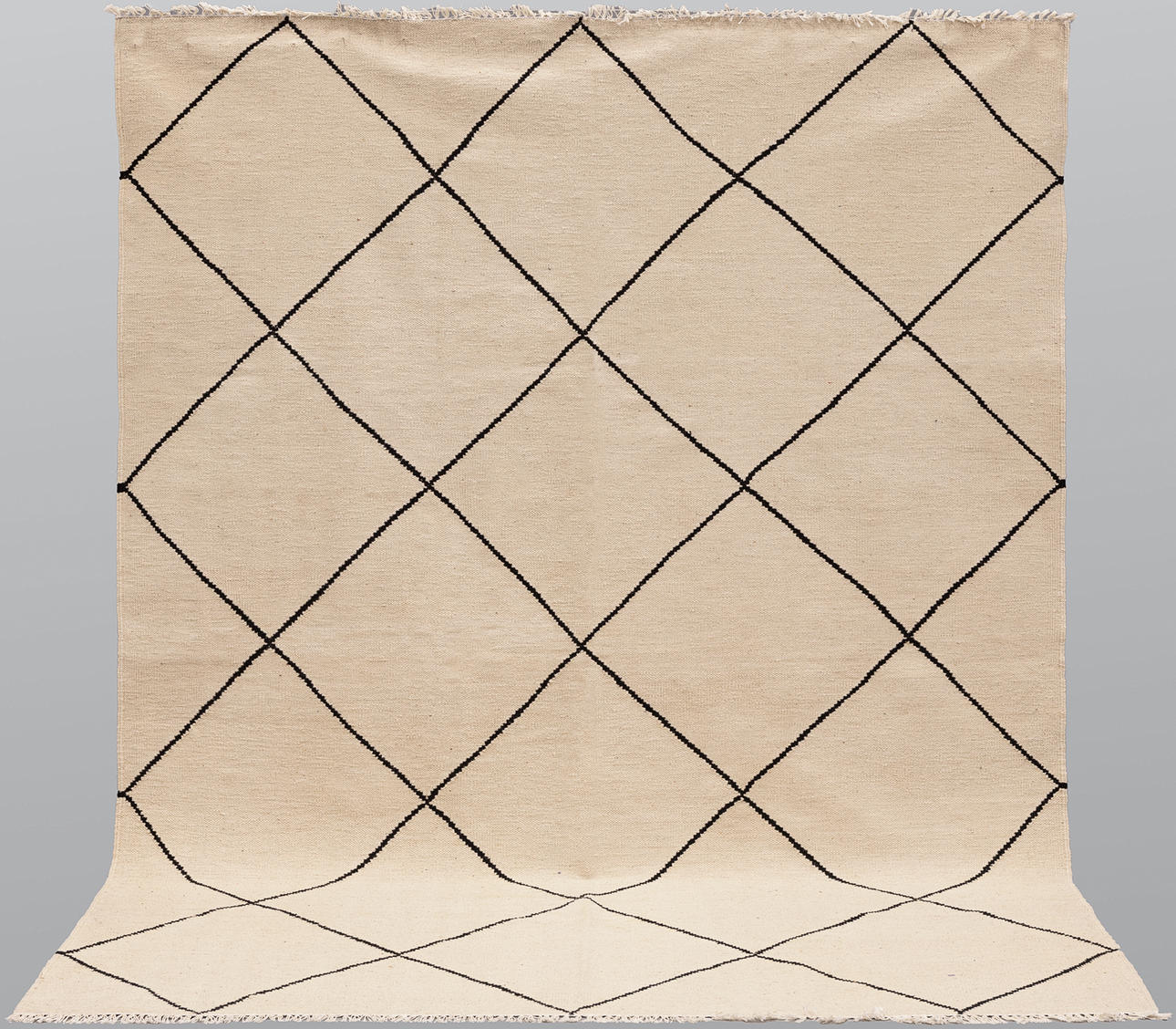 ORIENTMATTA. Kelim Marocko design, 245 x 167 cm.