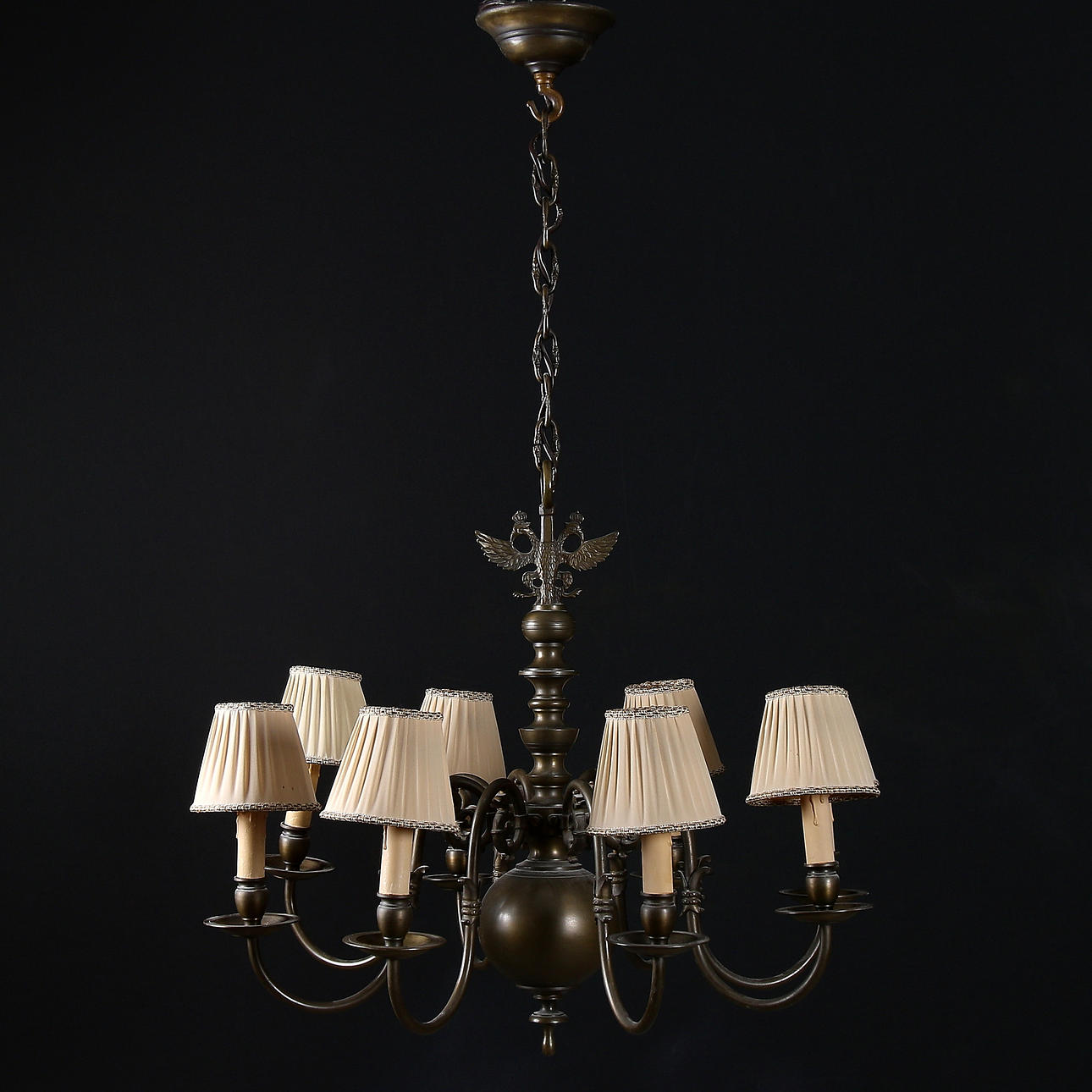 MALMKRONA, barockstil 1900-tal.