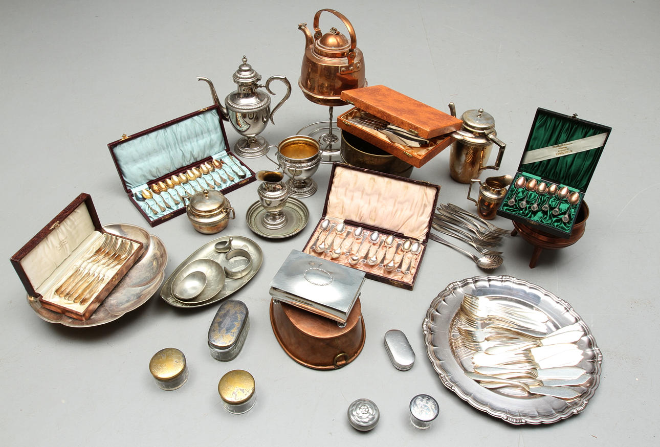 PARTI METALL, nysilver, mässing samt koppar med mera, mestadels 1900-tal.