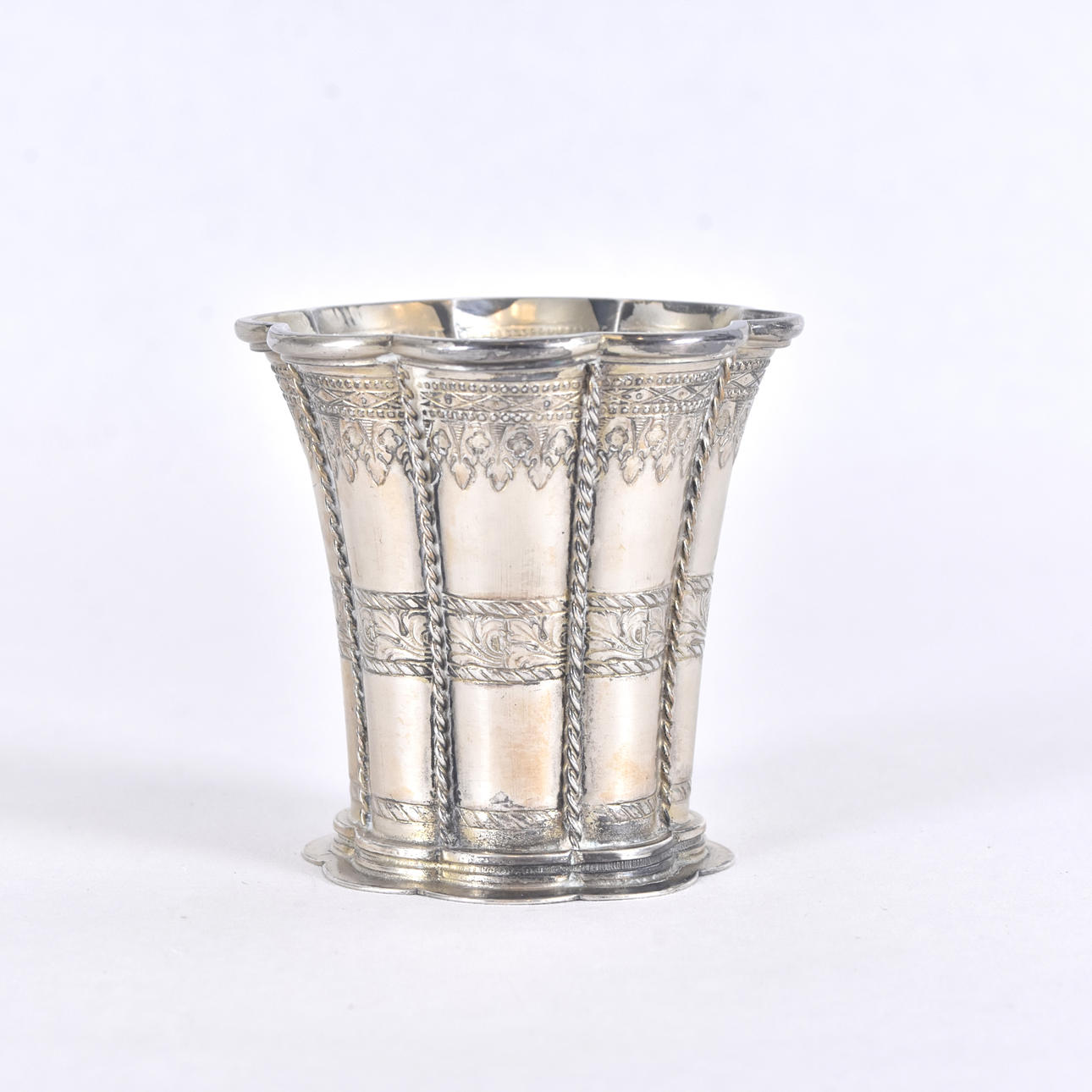MARGARETA HOLDER, silver.