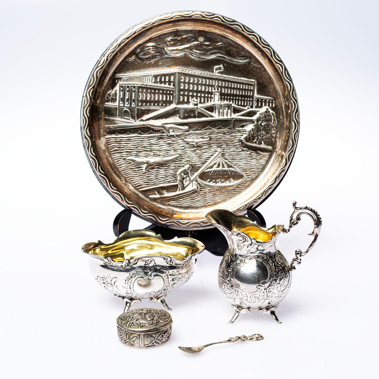 SILVER OBJECTS, 5 pieces, approx 480g. Silver & Metals - Silver - Auctionet