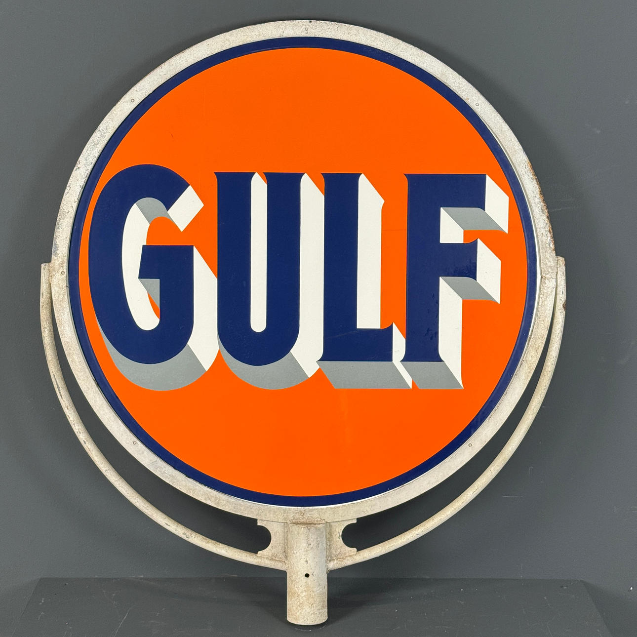 GULF, emaljskylt, dubbelsidig, 1950-tal.
