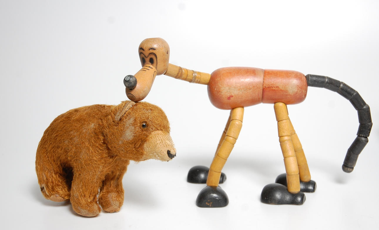 NALLE, Steiff, PLUTO trä.