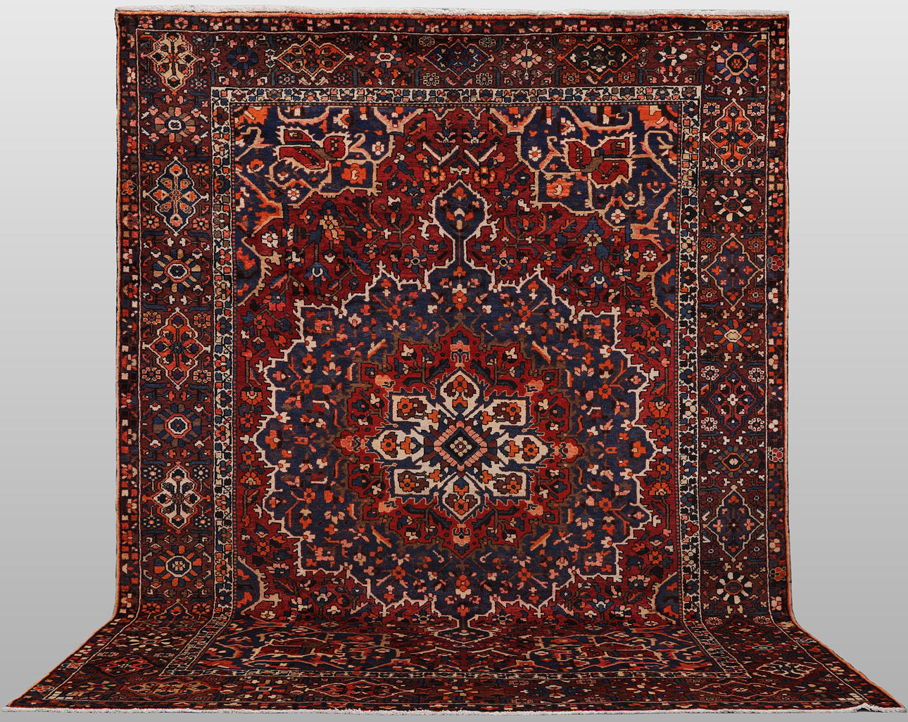 CARPET. Baktiari, 388 x 305 cm.